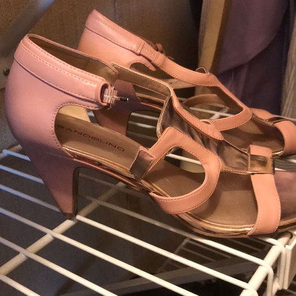 💰SOLD💰 Bandolino Sandals - Picture 3 of 3